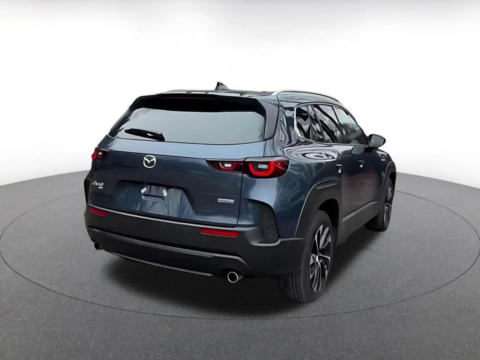 2025 Mazda CX-50 - Image 11 of 31