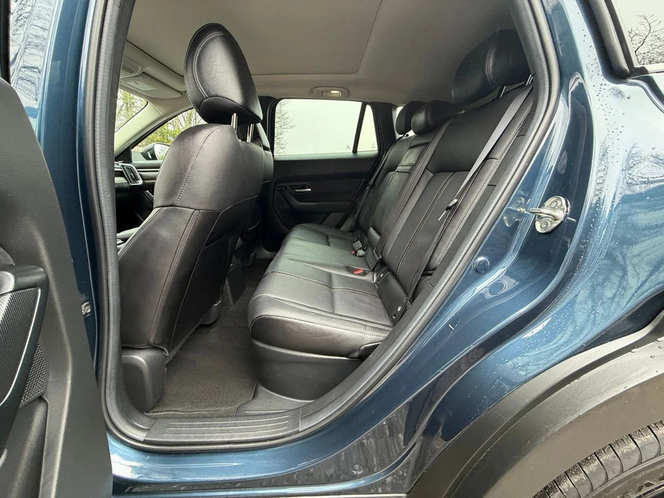 2025 Mazda CX-50 - Image 22 of 31