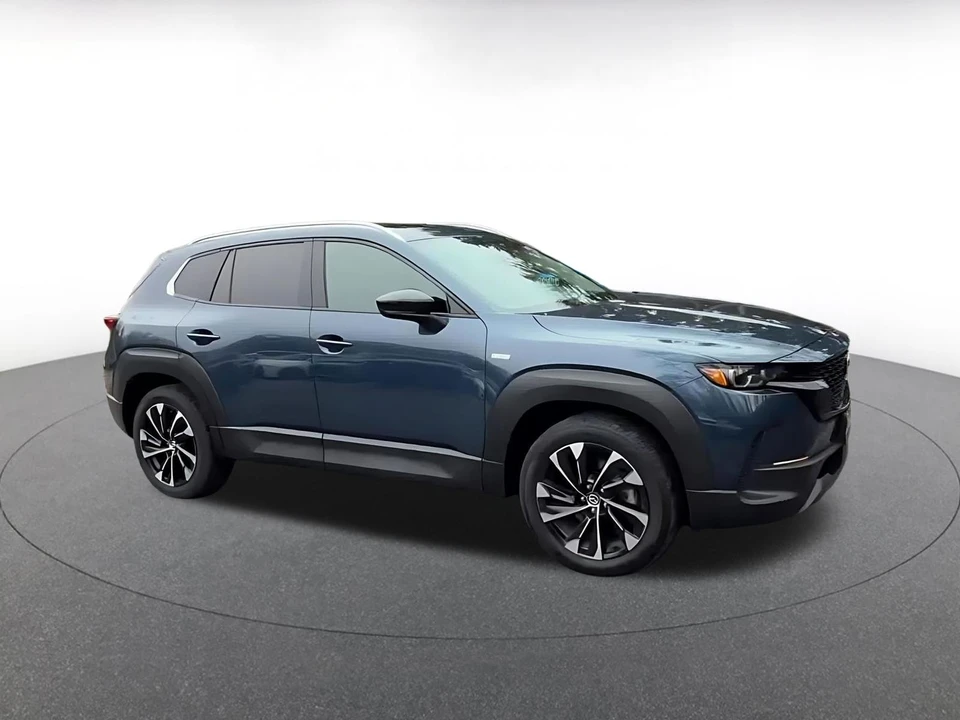 2025 Mazda CX-50 - Image 2 of 31