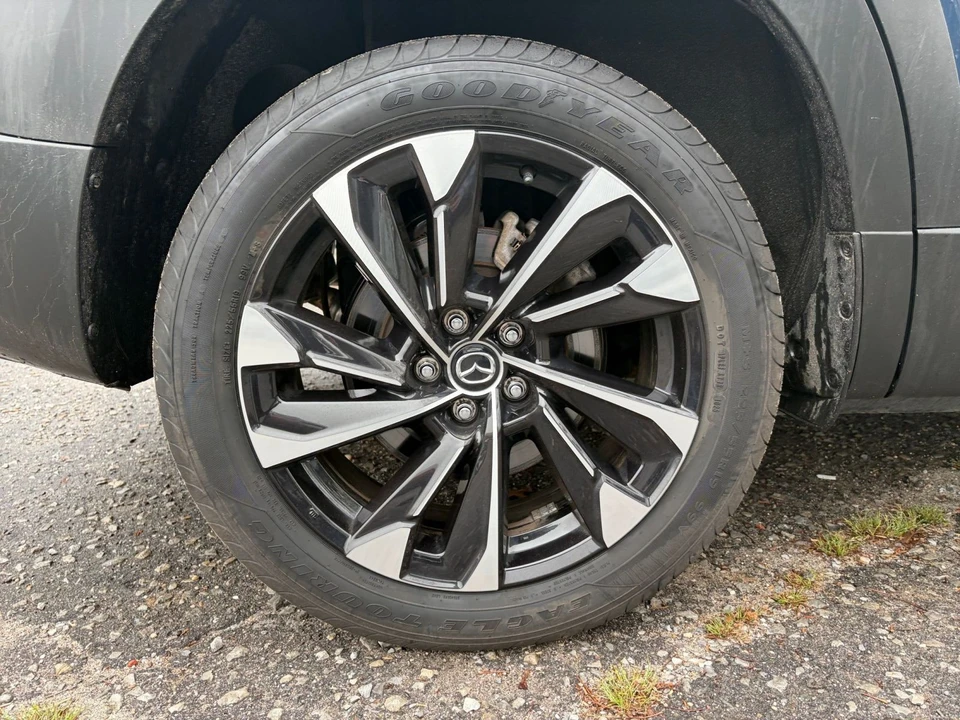 2025 Mazda CX-50 - Image 27 of 31