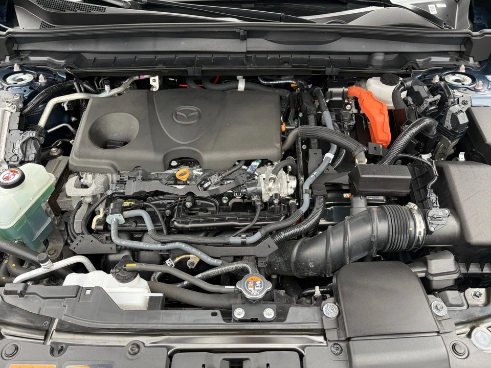 2025 Mazda CX-50 - Image 29 of 31