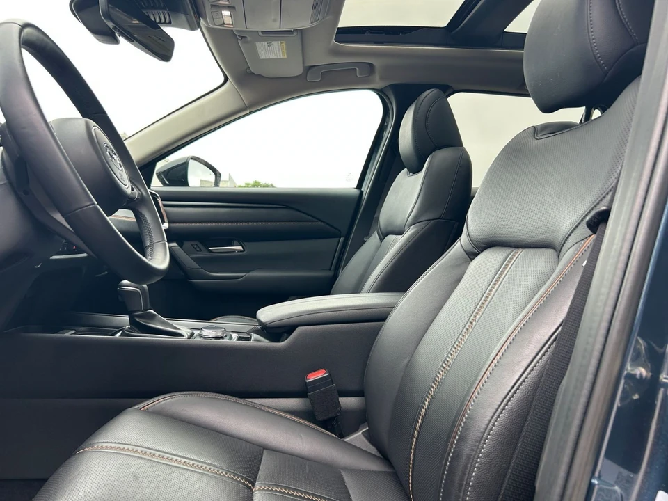 2025 Mazda CX-50 - Image 23 of 31