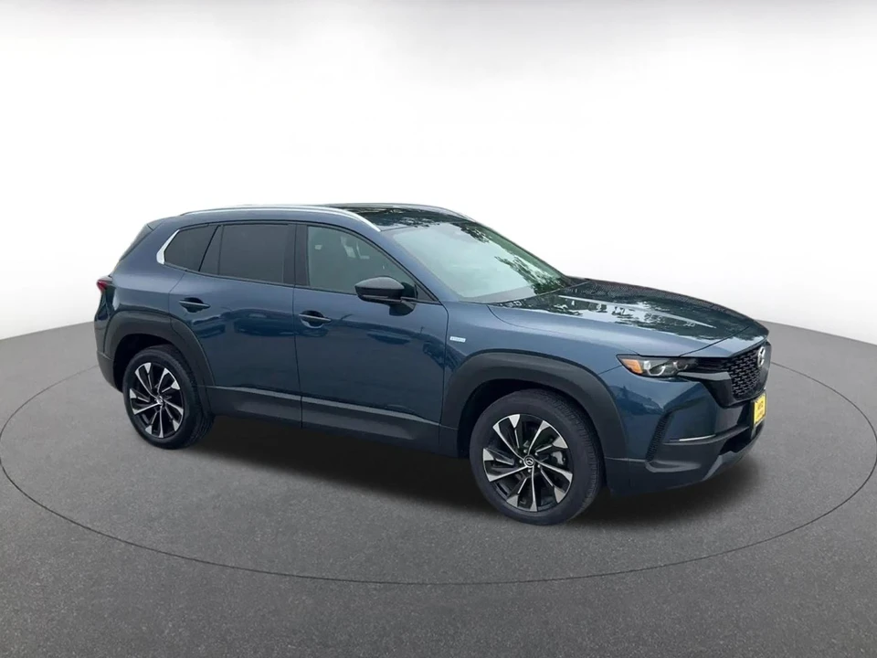 2025 Mazda CX-50 - Image 2 of 31