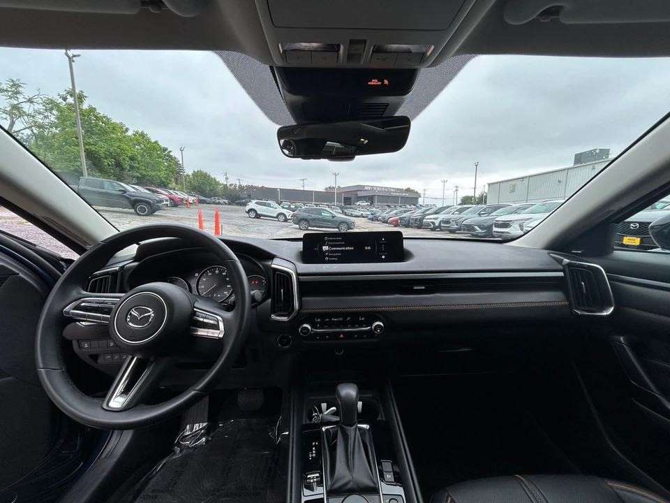 2025 Mazda CX-50 - Image 30 of 31
