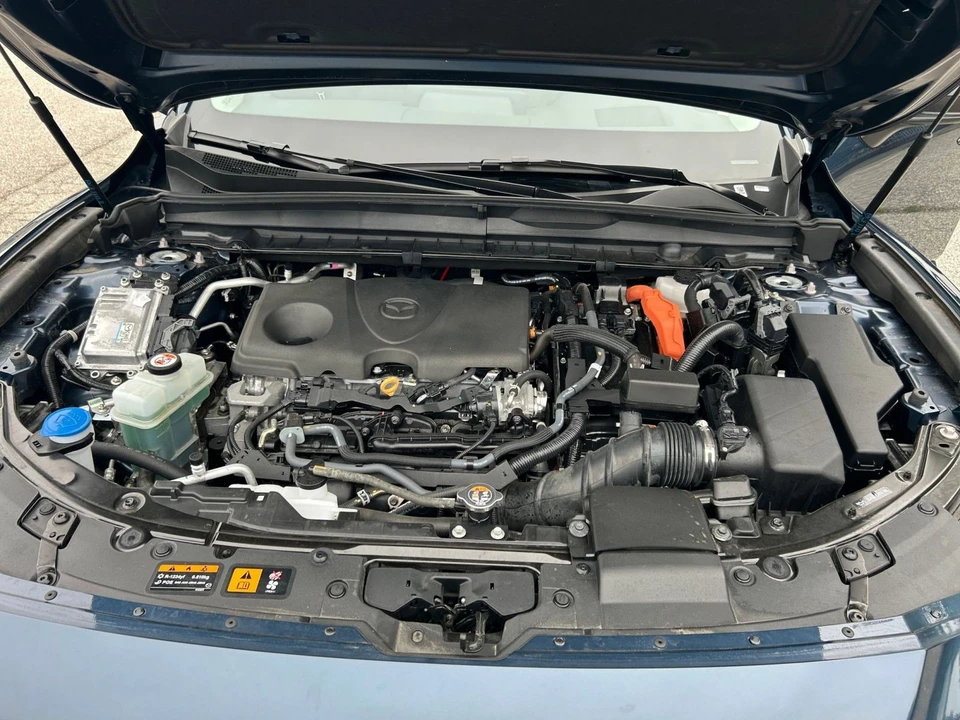 2025 Mazda CX-50 - Image 29 of 31
