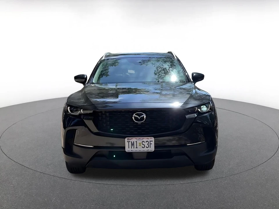 2025 Mazda CX-50 - Image 4 of 31