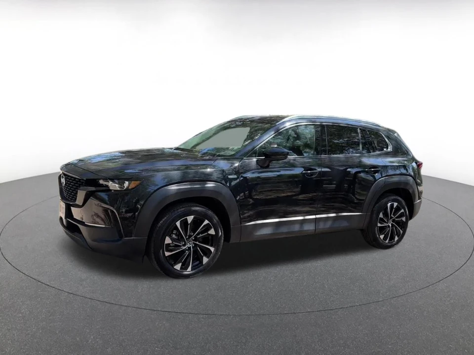 2025 Mazda CX-50 - Image 7 of 31