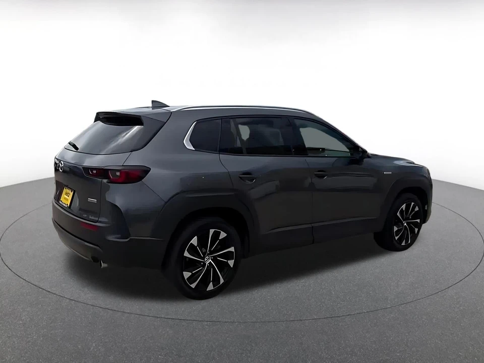 2025 Mazda CX-50 - Image 16 of 31