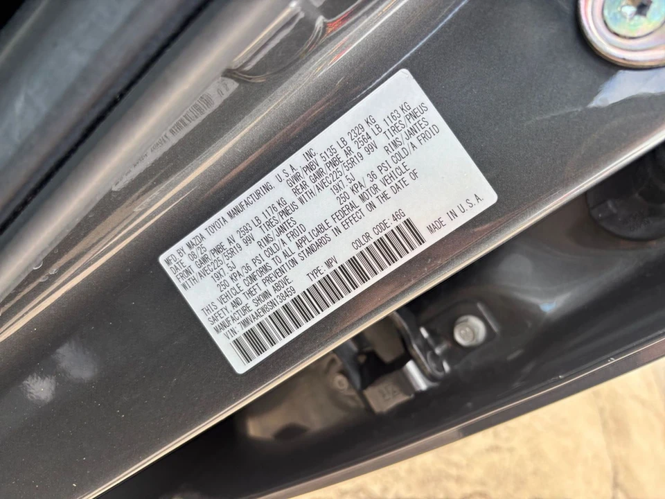 2025 Mazda CX-50 - Image 26 of 31