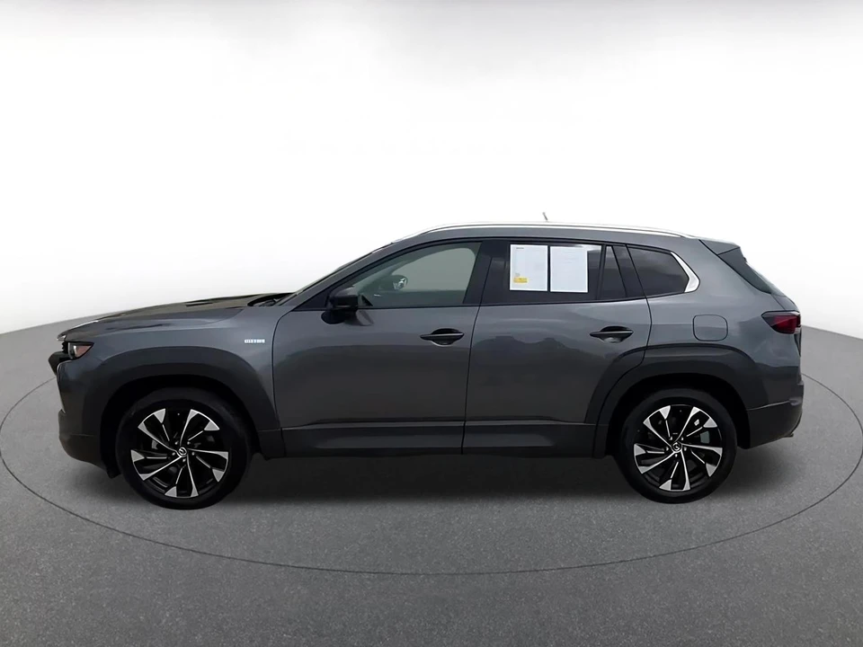 2025 Mazda CX-50 - Image 12 of 31