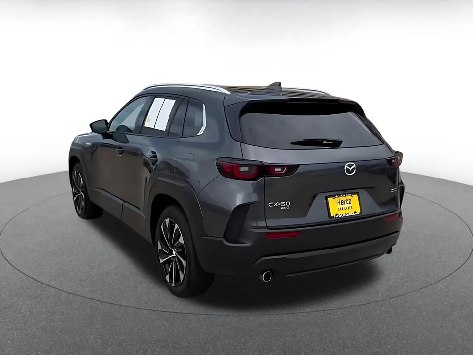 2025 Mazda CX-50 - Image 13 of 31