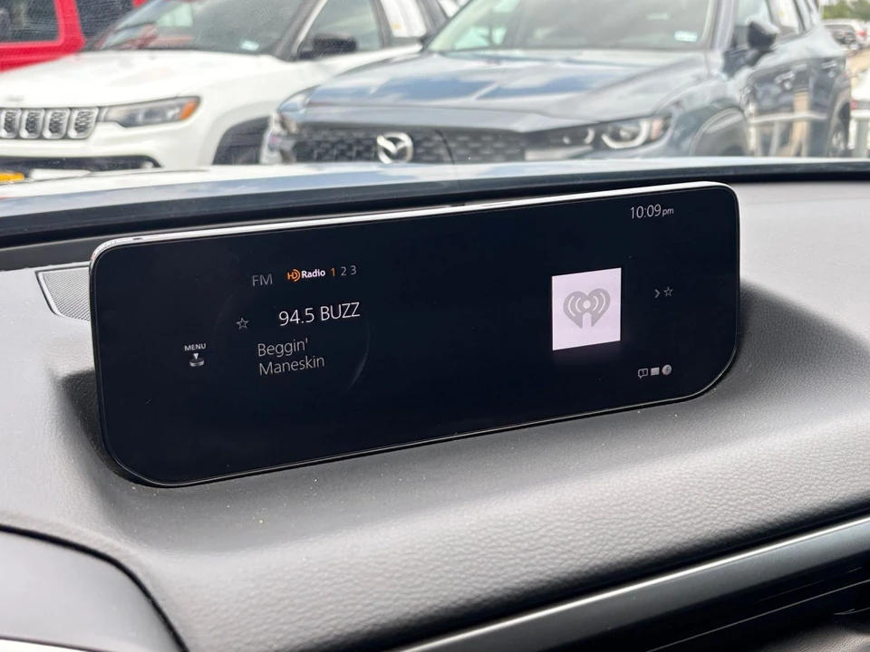 2025 Mazda CX-50 - Image 22 of 31