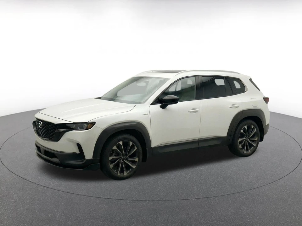 2025 Mazda CX-50 - Image 3 of 18