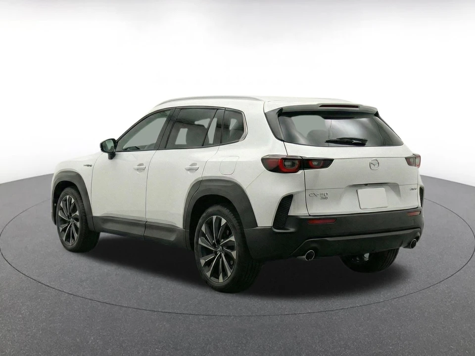 2025 Mazda CX-50 - Image 8 of 24