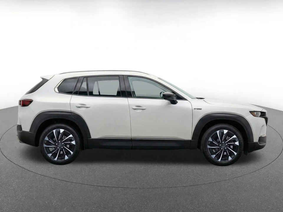 2025 Mazda CX-50 - Image 12 of 24