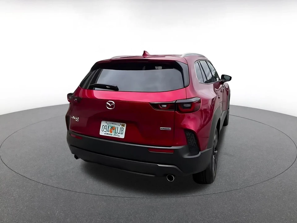 2025 Mazda CX-50 - Image 16 of 31