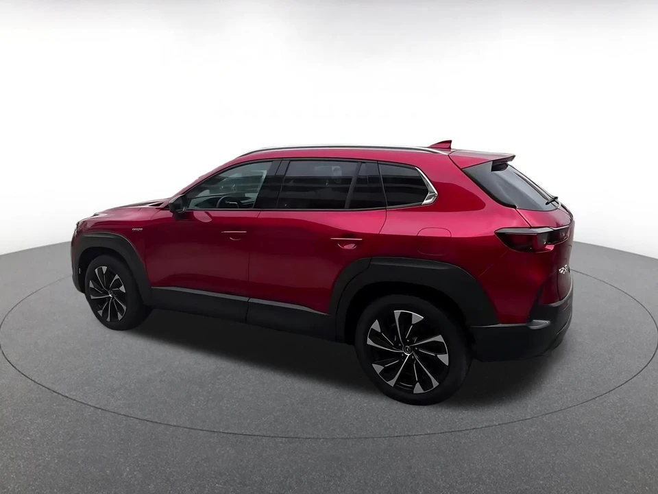 2025 Mazda CX-50 - Image 12 of 31