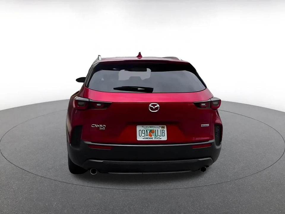 2025 Mazda CX-50 - Image 14 of 31