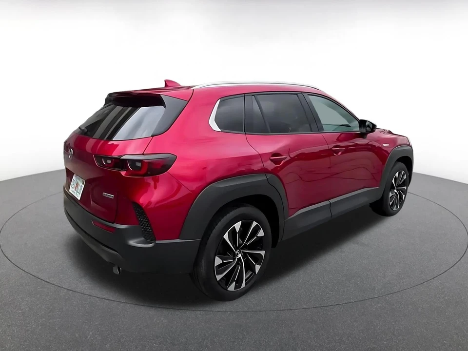 2025 Mazda CX-50 - Image 17 of 31