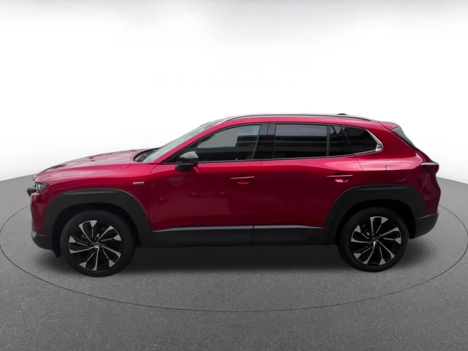 2025 Mazda CX-50 - Image 11 of 31