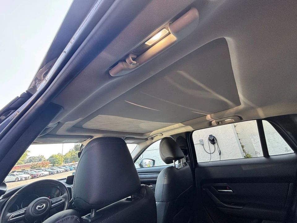 2025 Mazda CX-50 - Image 26 of 31