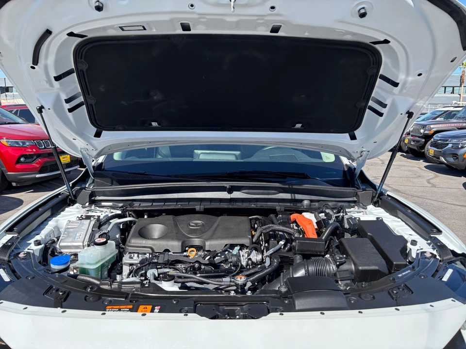 2025 Mazda CX-50 - Image 29 of 31