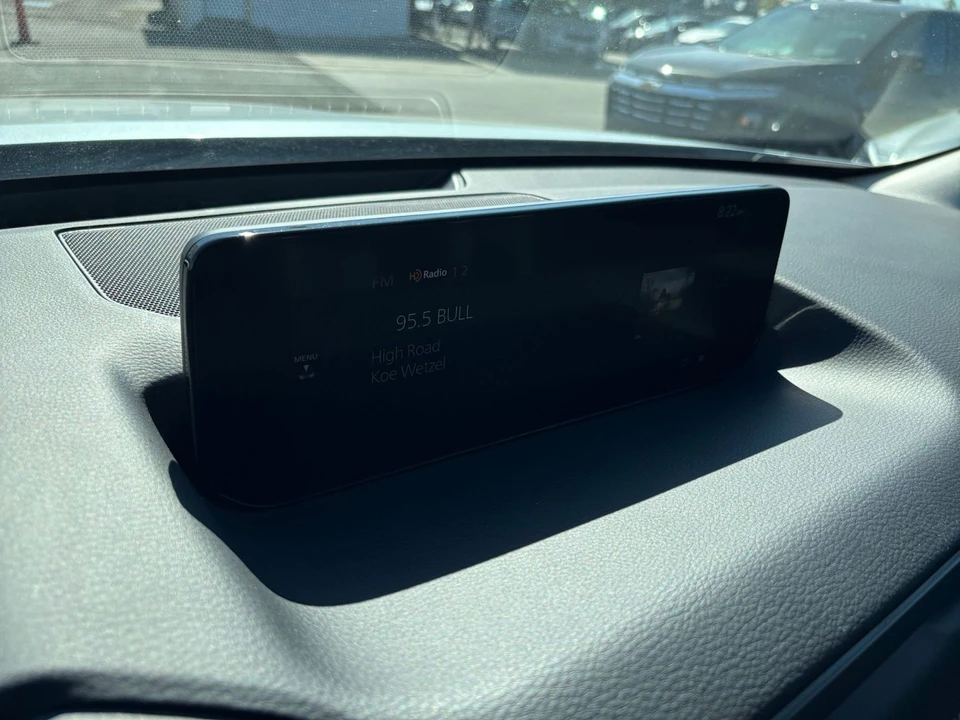 2025 Mazda CX-50 - Image 22 of 31