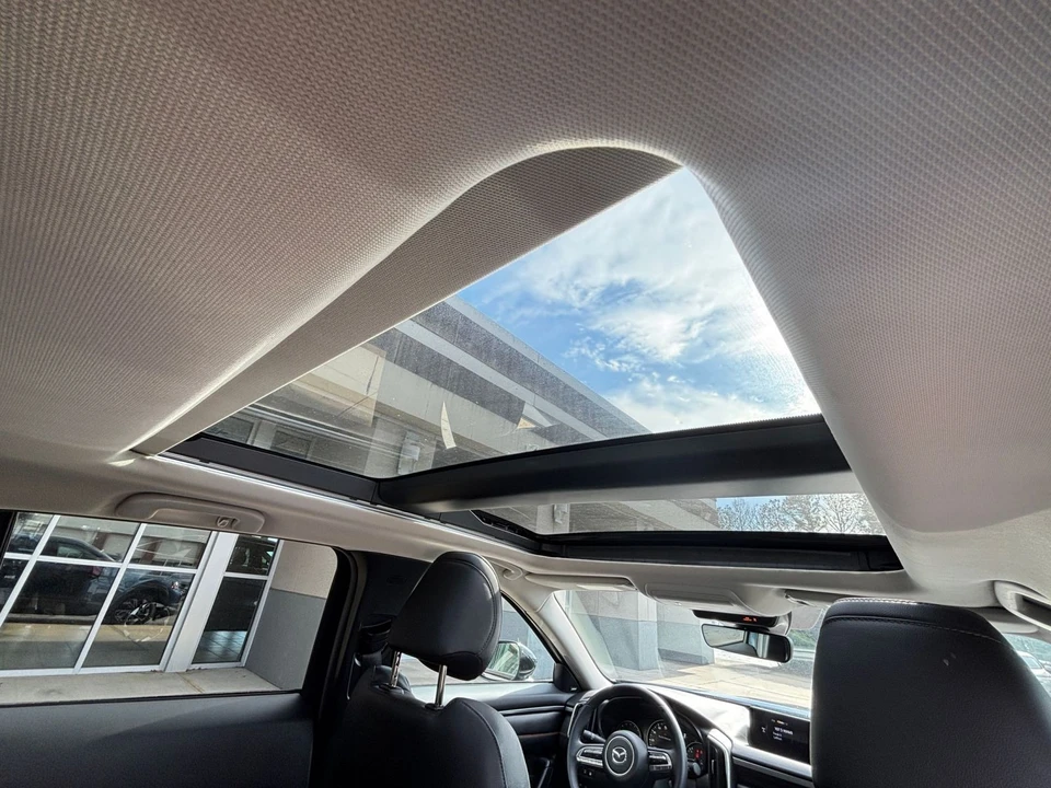 2025 Mazda CX-50 - Image 27 of 31