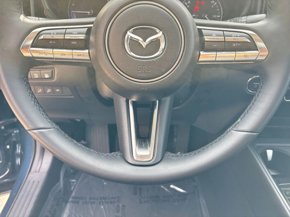 2025 Mazda CX-50 - Image 26 of 31
