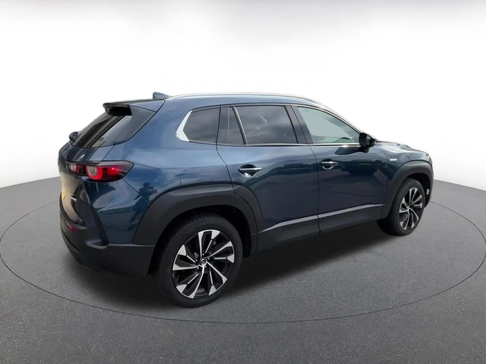 2025 Mazda CX-50 - Image 14 of 31