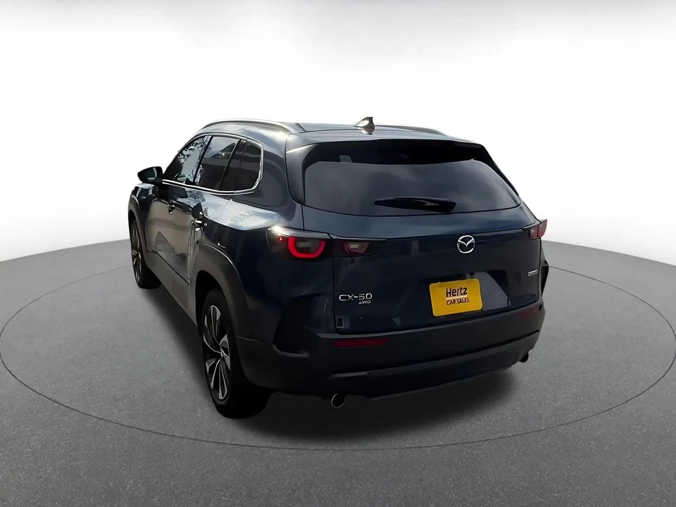 2025 Mazda CX-50 - Image 11 of 31
