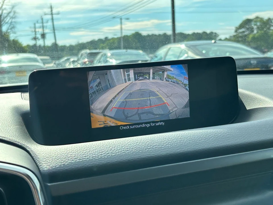 2025 Mazda CX-50 - Image 23 of 31