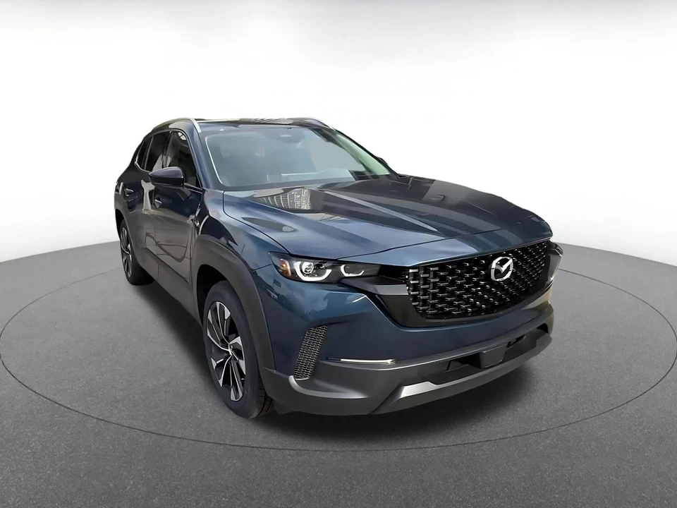 2025 Mazda CX-50 - Image 3 of 31