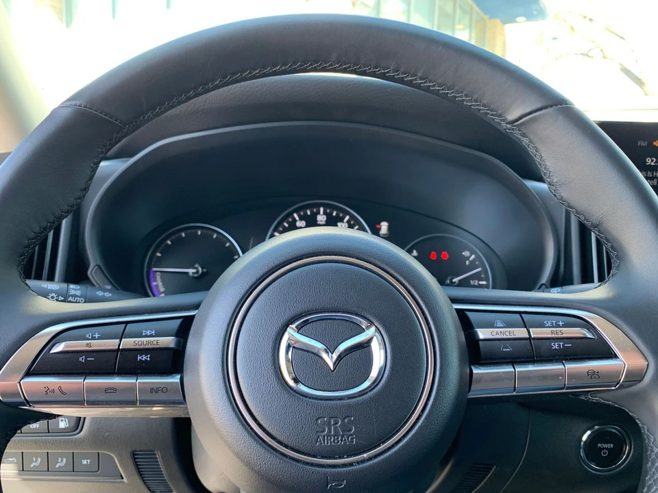 2025 Mazda CX-50 - Image 24 of 31