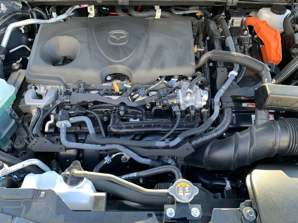 2025 Mazda CX-50 - Image 29 of 31