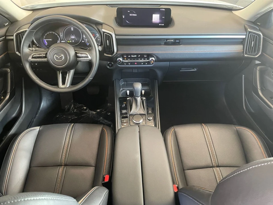 2025 Mazda CX-50 - Image 30 of 31