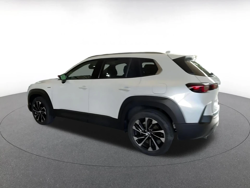 2025 Mazda CX-50 - Image 8 of 31