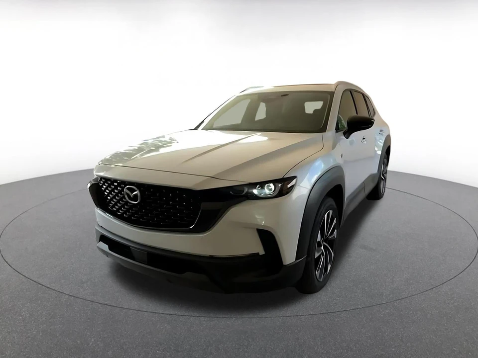 2025 Mazda CX-50 - Image 5 of 31