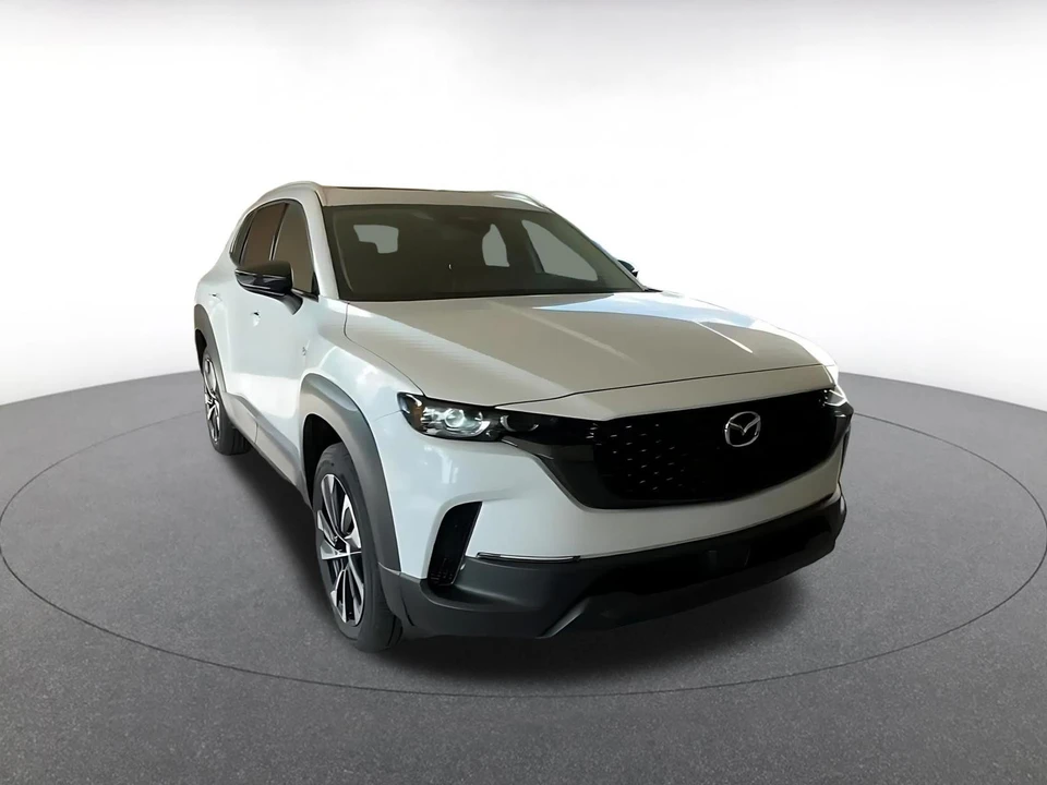 2025 Mazda CX-50 - Image 3 of 31