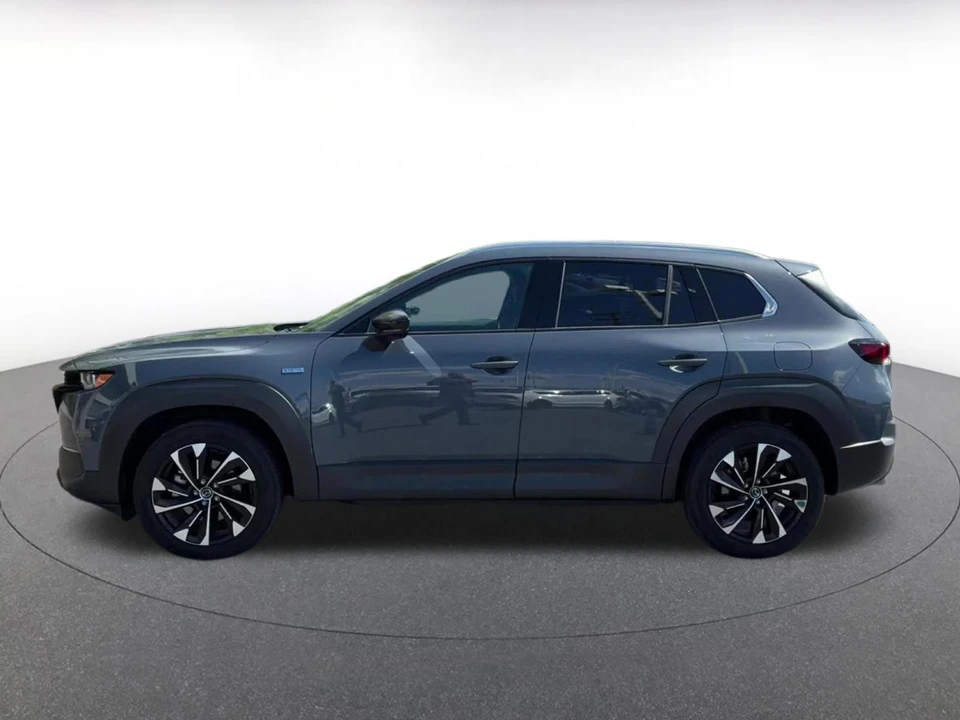 2025 Mazda CX-50 - Image 8 of 31