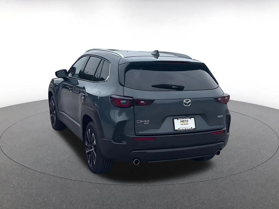 2025 Mazda CX-50 - Image 13 of 31
