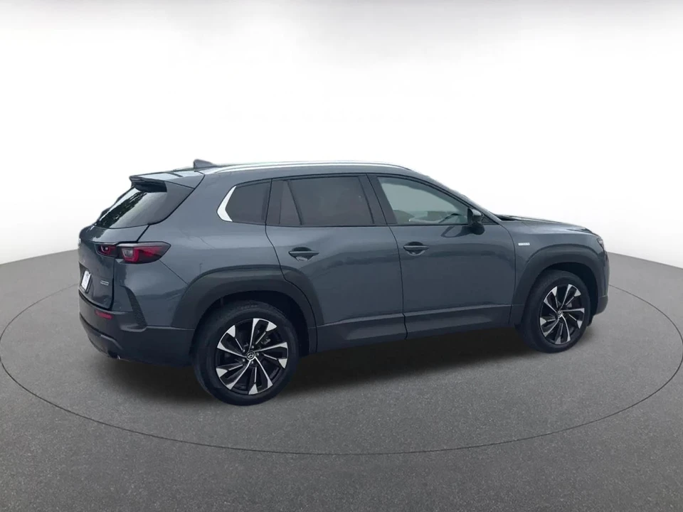 2025 Mazda CX-50 - Image 17 of 31