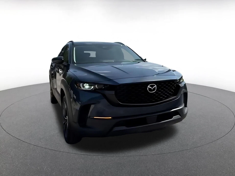 2025 Mazda CX-50 - Image 3 of 31