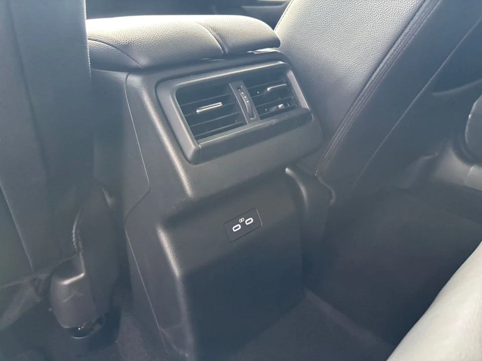 2025 Mazda CX-50 - Image 29 of 31