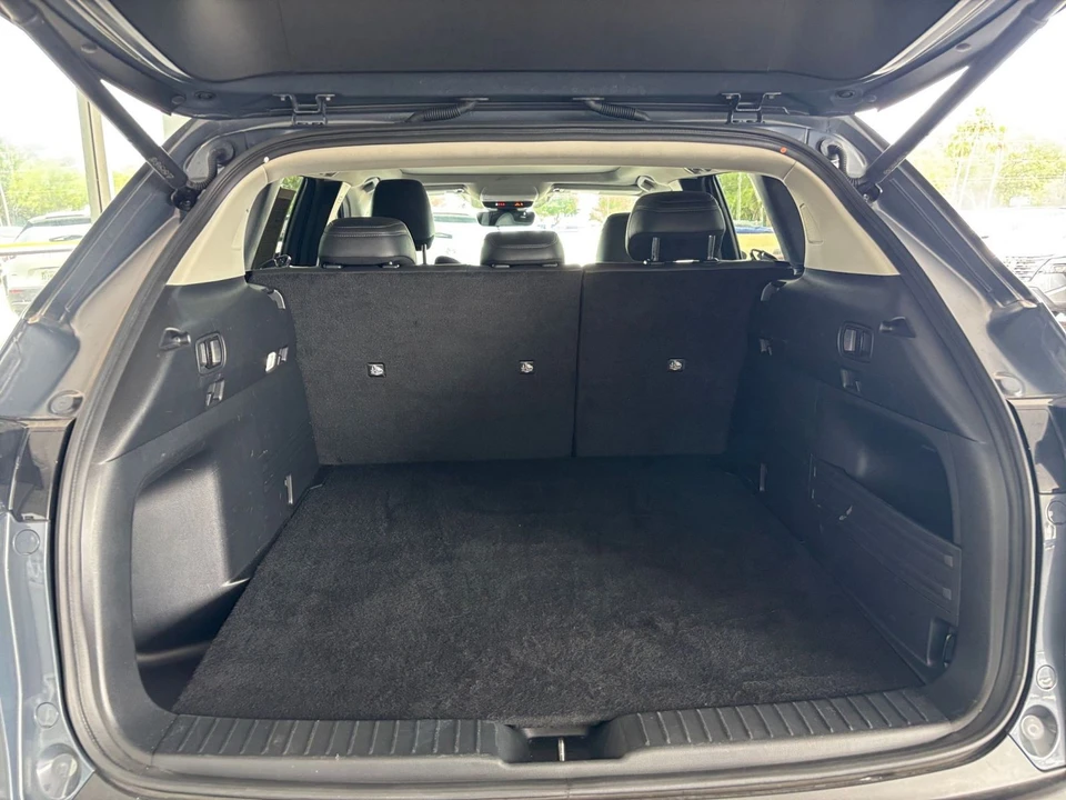 2025 Mazda CX-50 - Image 30 of 31