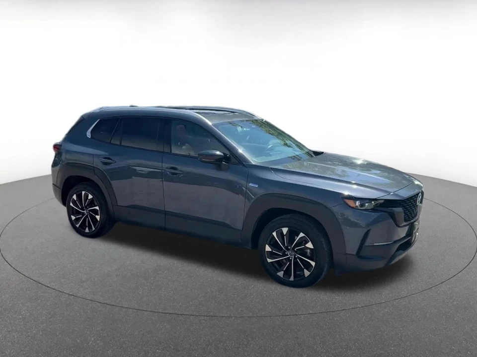 2025 Mazda CX-50 - Image 2 of 31