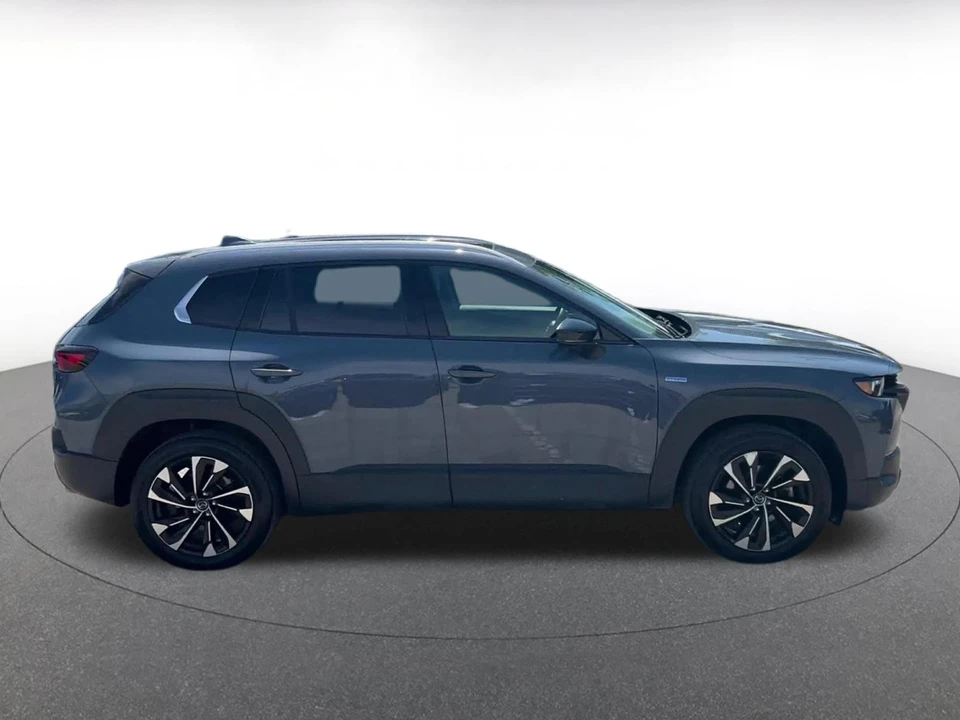 2025 Mazda CX-50 - Image 18 of 31