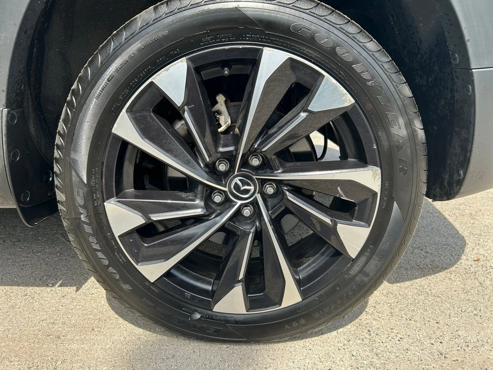 2025 Mazda CX-50 - Image 29 of 31