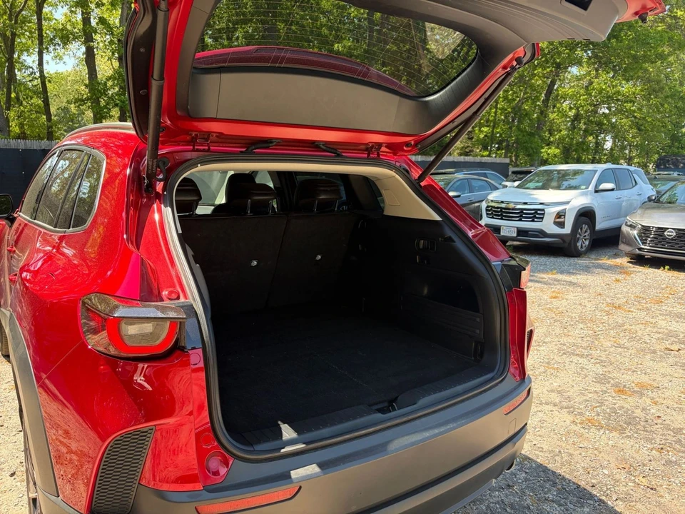 2025 Mazda CX-50 - Image 30 of 31