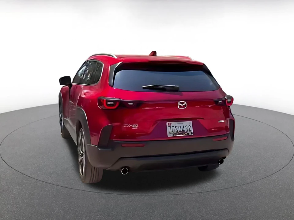 2025 Mazda CX-50 - Image 13 of 31